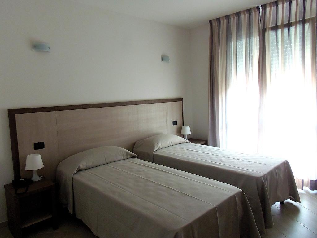 Hotel Lido Inn Lido di Camaiore Værelse billede