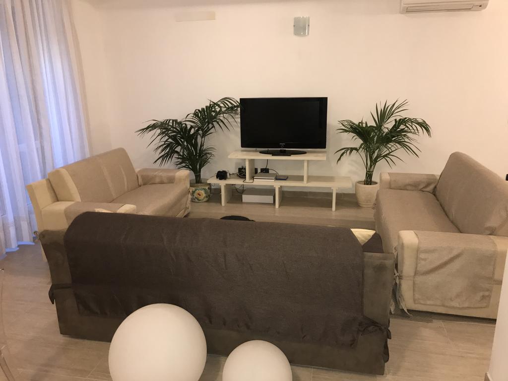 Hotel Lido Inn Lido di Camaiore Eksteriør billede