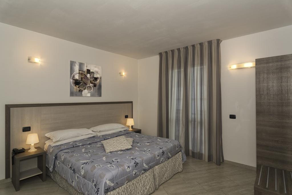 Hotel Lido Inn Lido di Camaiore Eksteriør billede