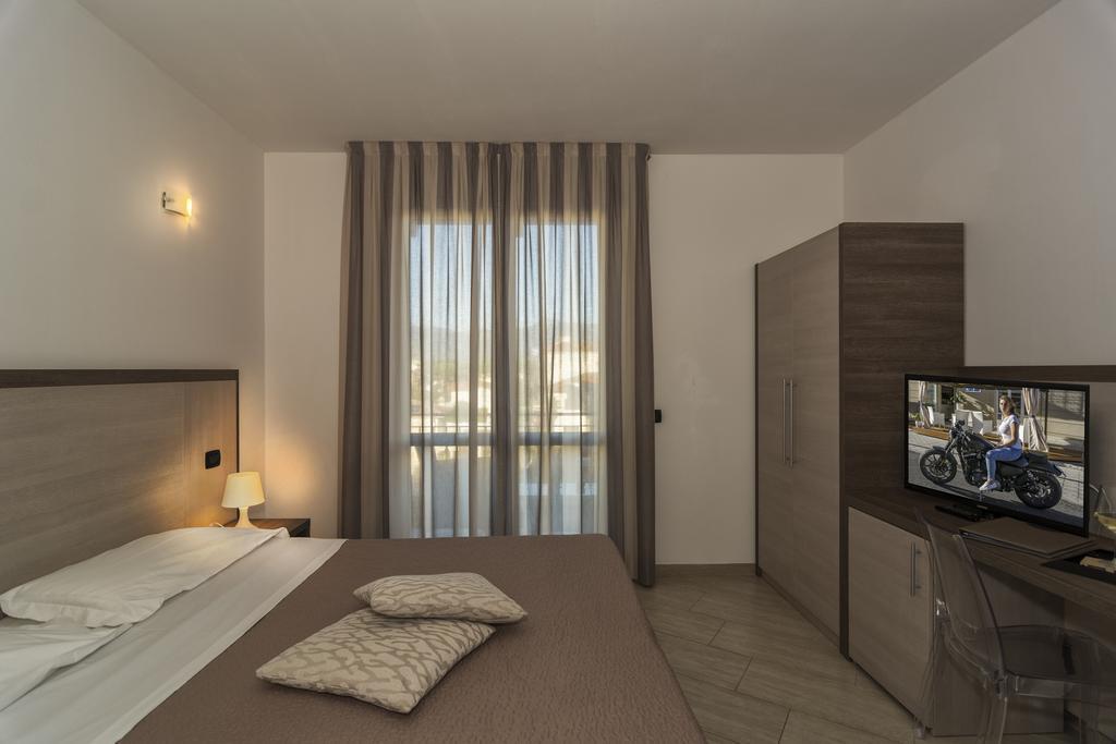 Hotel Lido Inn Lido di Camaiore Eksteriør billede