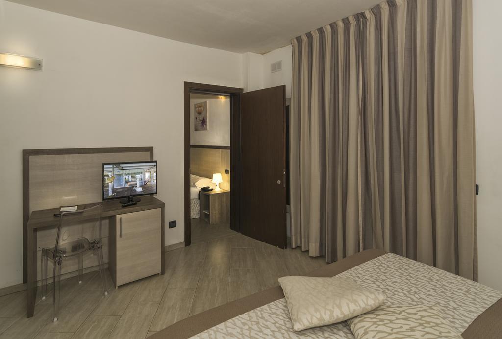 Hotel Lido Inn Lido di Camaiore Eksteriør billede